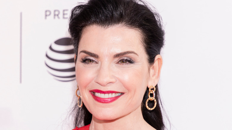 Julianna Margulies smiling