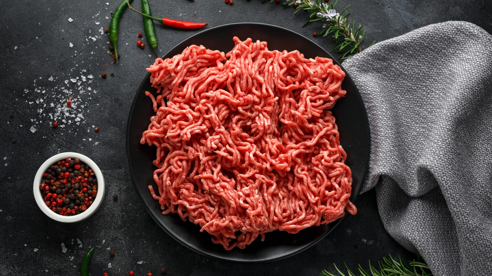 This Is What Ground Beef Turning Brown Really Means