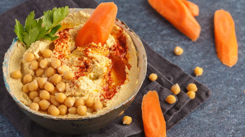 Carrots and hummus