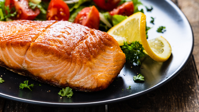 Salmon with veggies and herbs