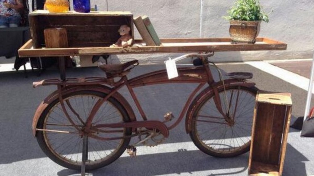 Antique bicycle turned table from Flea Market Flip 