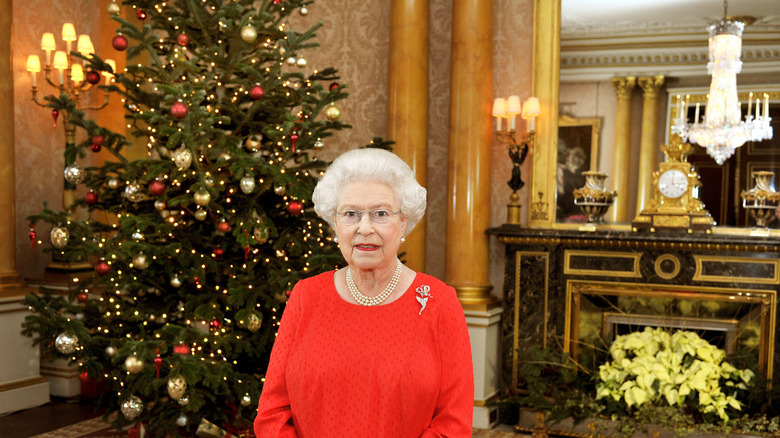 Queen Elizabeth smiling 