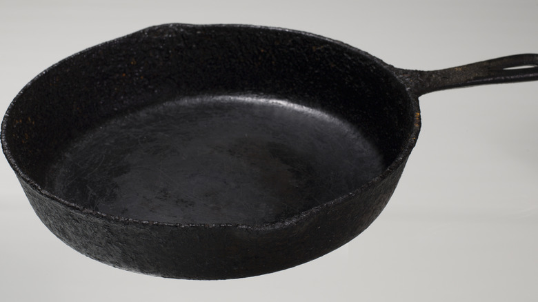 Cast iron skillet with rough texture