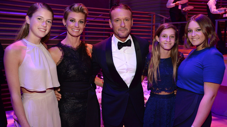 Faith Hill and Tim McGraw with daughters