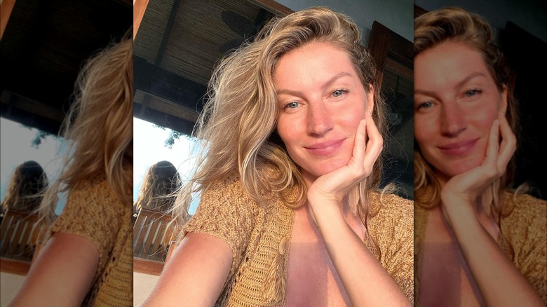 Gisele Bündchen smiling