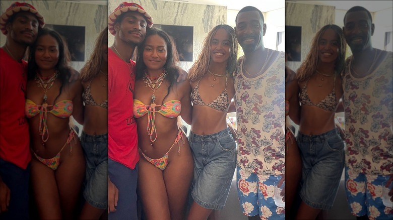 Sasha Obama and Malia Obama in bikinis