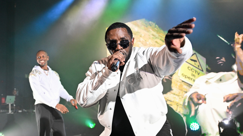 Sean Diddy Combs performing