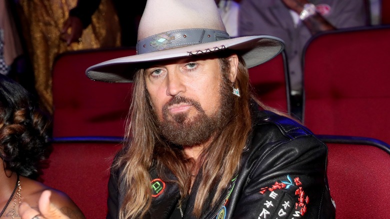 Billy Ray Cyrus posing