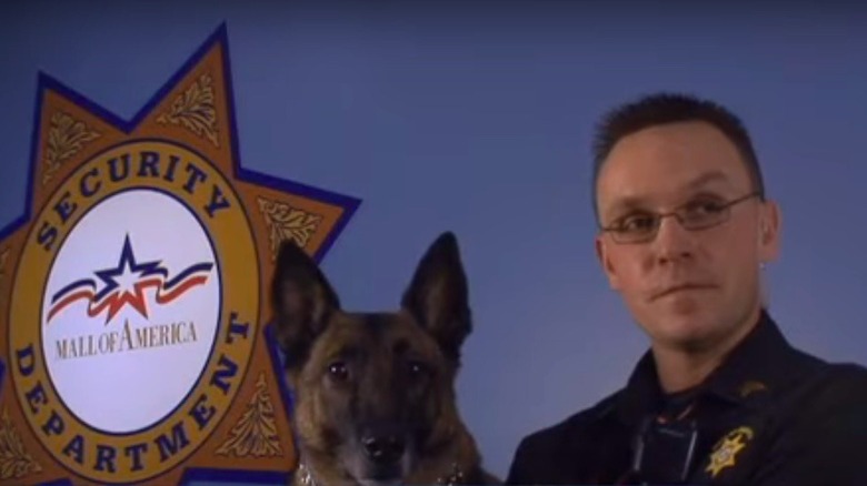 Guard and dog on "Mall Cops: Mall of America"