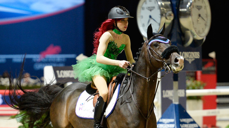 Hannah Selleck riding a horse