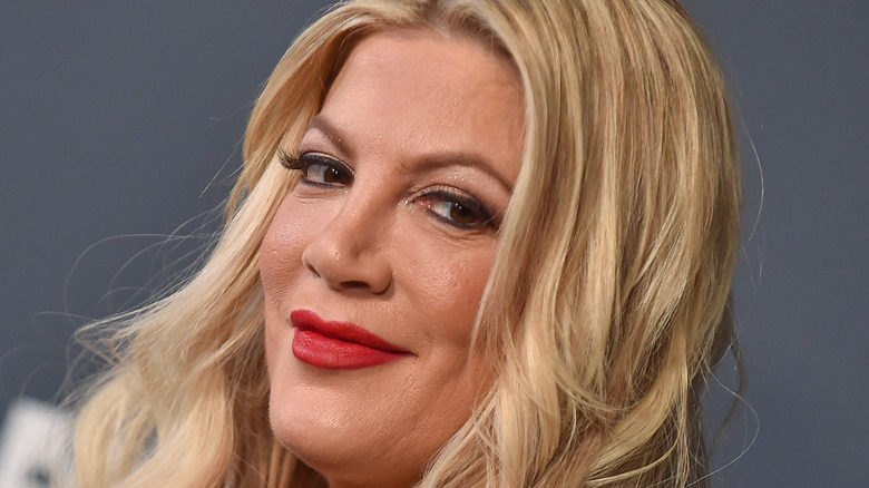 Tori Spelling Reveals She Was Bullied For Her Looks On 90210