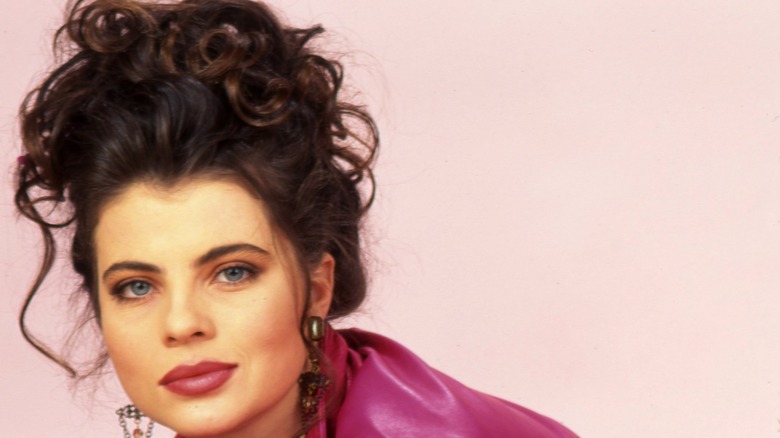 Yasmine Bleeth posing for photo