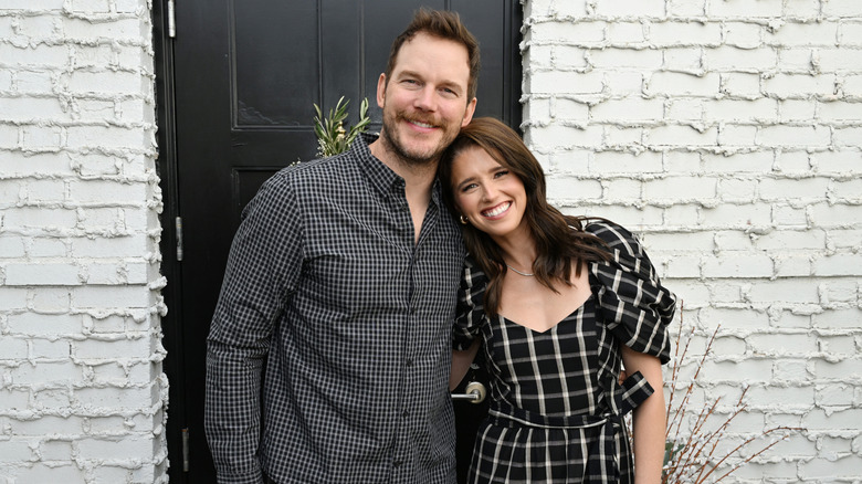 Chris Pratt and Katherine Schwarzenegger smiling for a photo