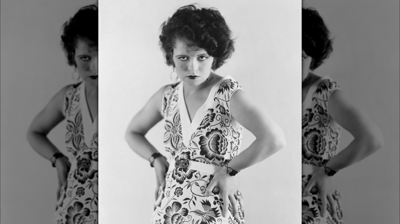 Clara Bow posing