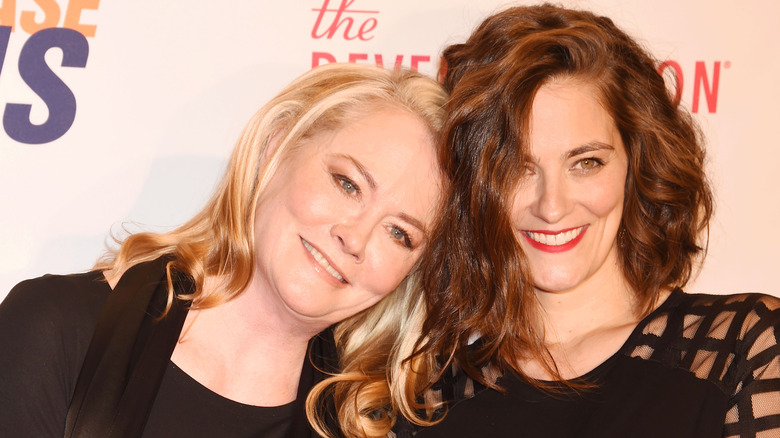 Cybill Shepherd leaning her head on Clementine Ford-Wilcox