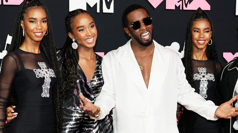 Diddy and his three daughters at the VMAs