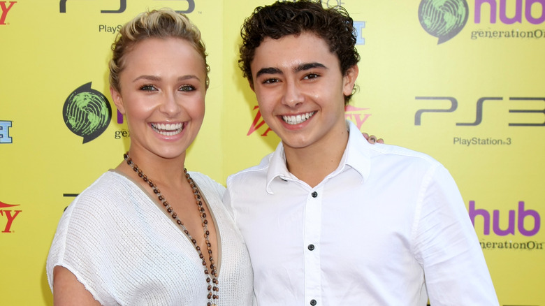 Hayden and Jansen Panettiere smiling 