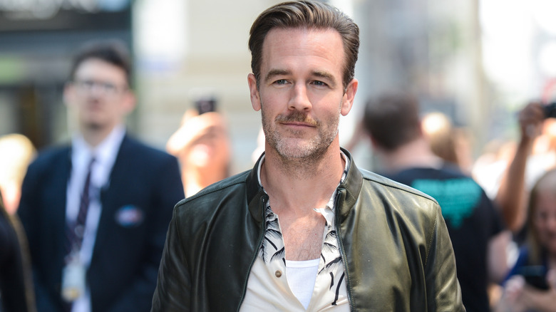 James Van Der Beek smiling