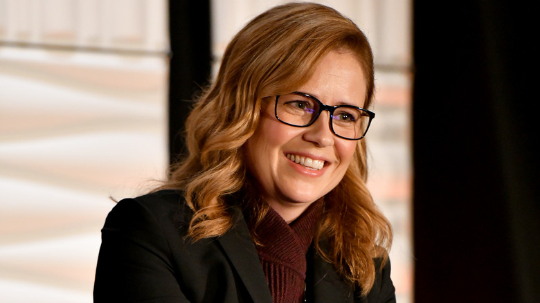 Jenna Fischer on stage