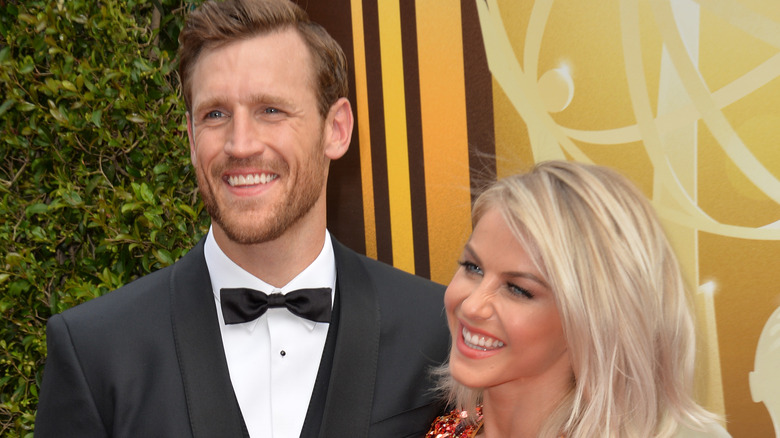 Julianne Hough and Brooks Laich smiling