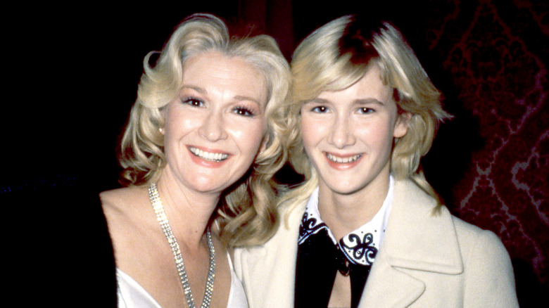 Diane Ladd Laura Dern smiling