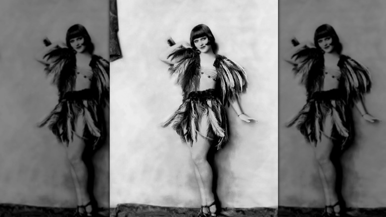 Louise Brooks posing in a dance costume 