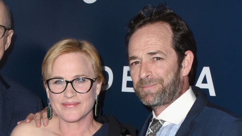 Patricia Arquette and Luke Perry smiling together at the GLAAD Media awards