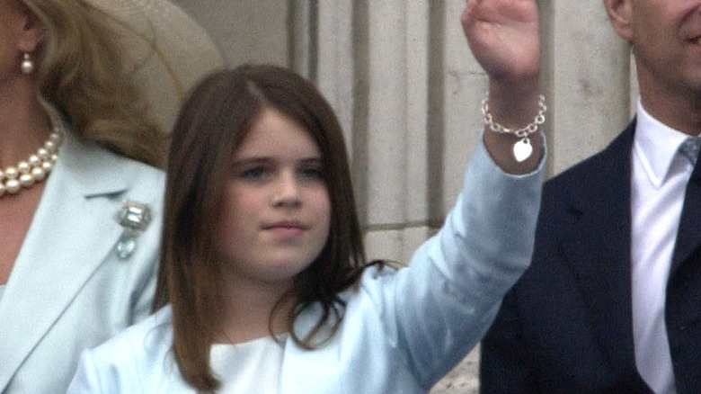 Young Princess Eugenie waving