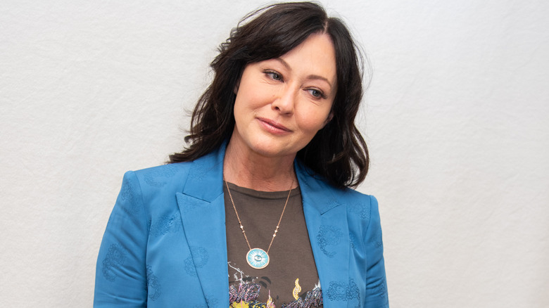 Shannen Doherty posing 2019