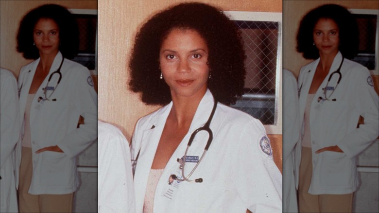 Gloria Reuben in ER