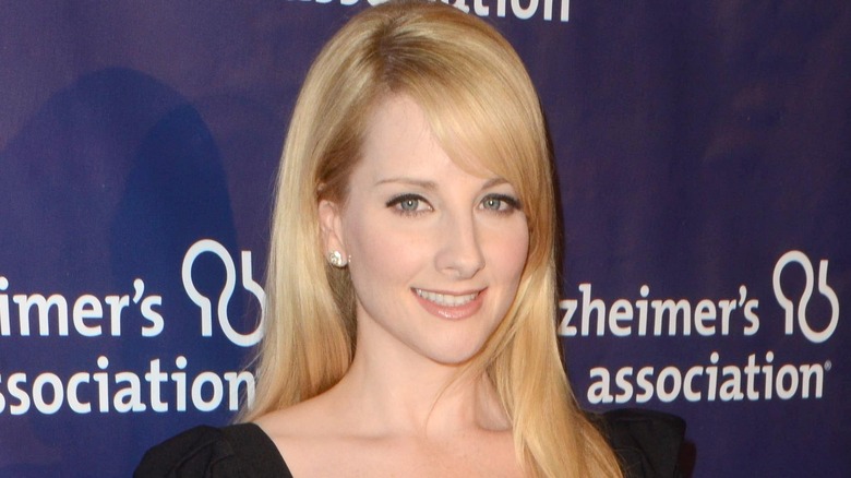 Melissa Rauch posing 