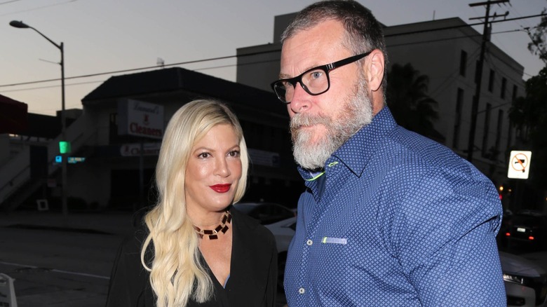 Tori Spelling with estranged husband Dean McDermott