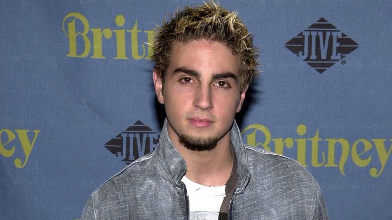 Wade Robson posing