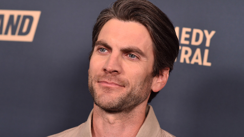 Wes Bentley looking serious