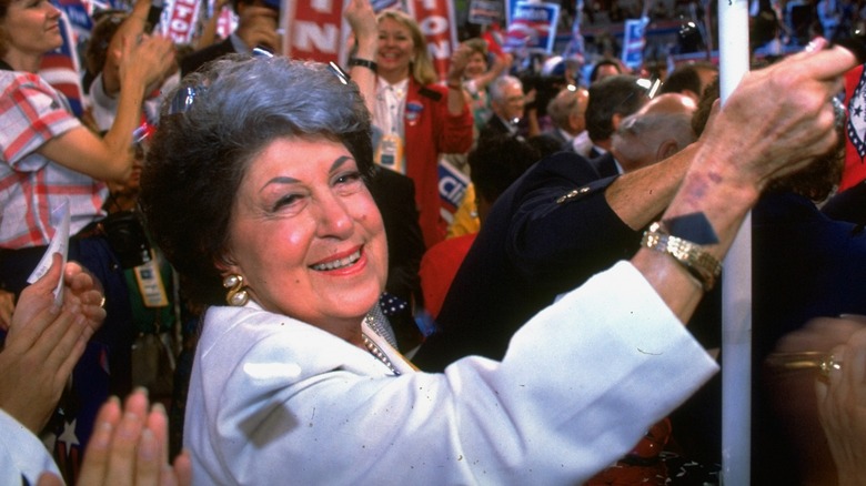 Virginia Kelley at convention