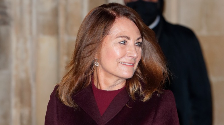 Carole Middleton looking to side