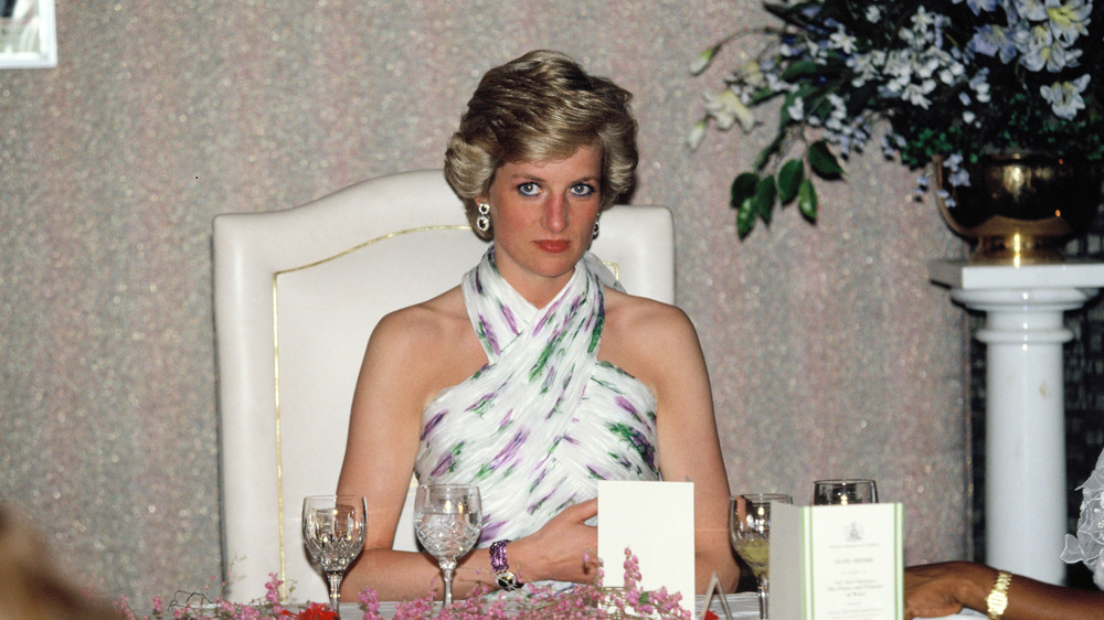 Diana Spencer sitting