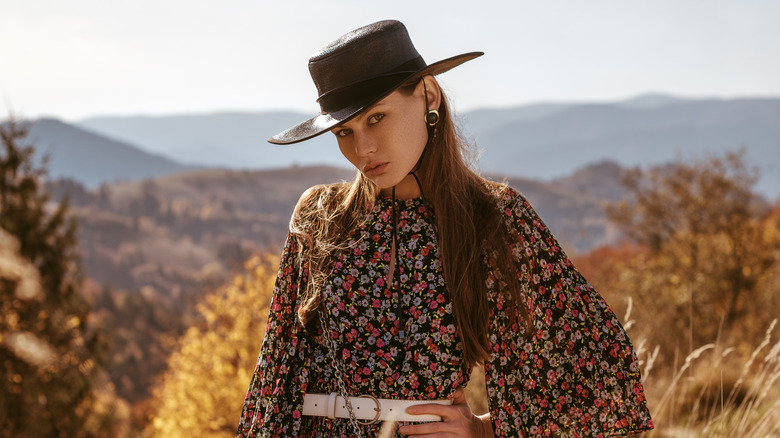 Girl in dress and cowboy hat