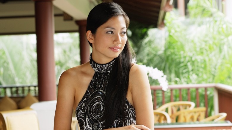 woman in sleeveless top