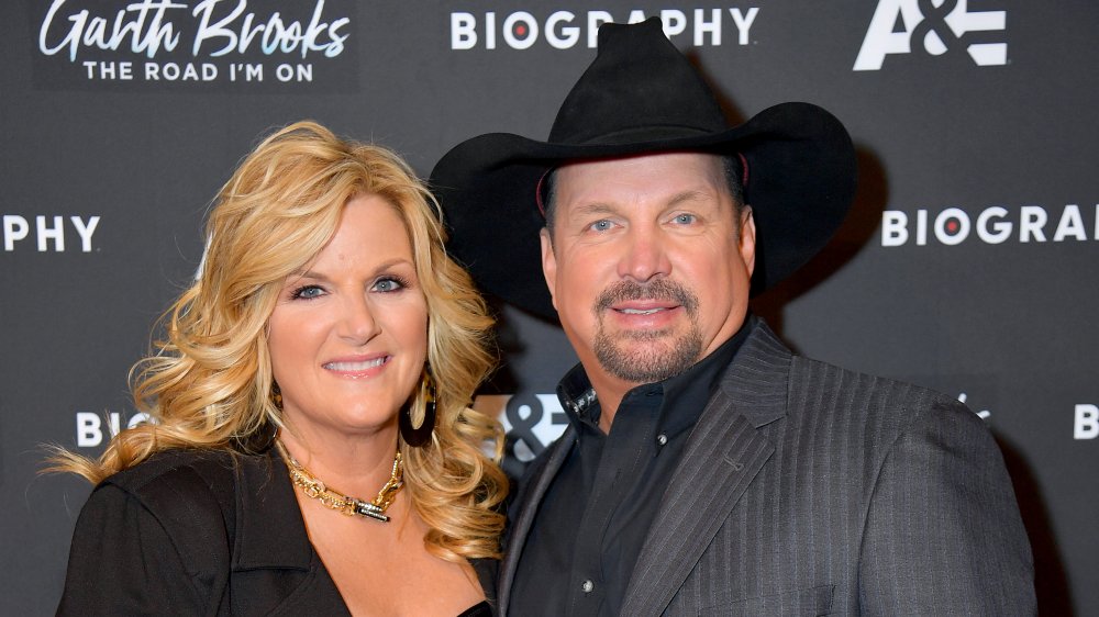 Trisha Yearwood and Garth Brooks