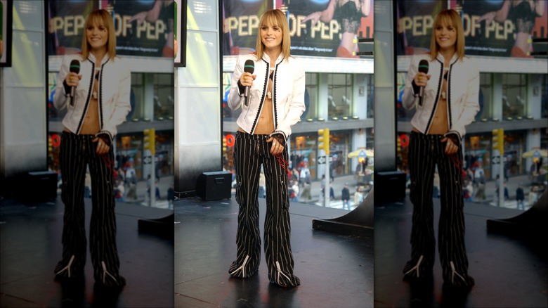 22 Throwback Pics of Celebs' Cringey 2000s Fashion on 'TRL