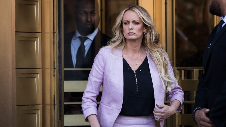 Stormy Daniels leaving court