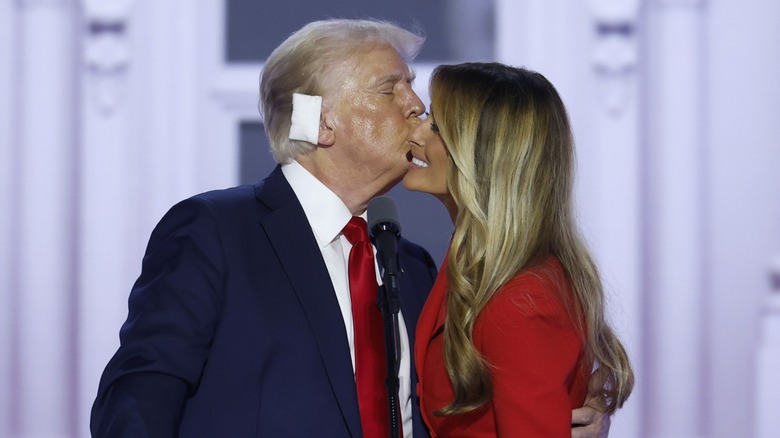 Donald Trump kissing Melania Trump