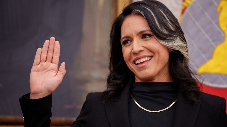 Tulsi Gabbard sworn in as Director of National Intelligence in the White House (2025)