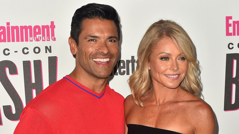 TV host Kelly Ripa and husband Mark Consuelos