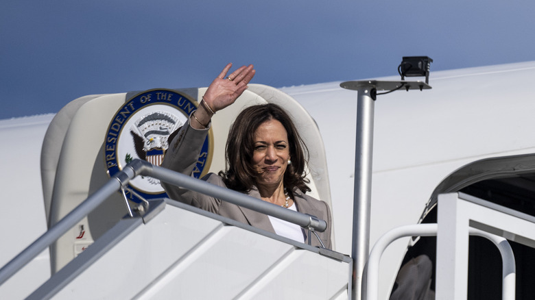 Kamala Harris boarding Air Force 2