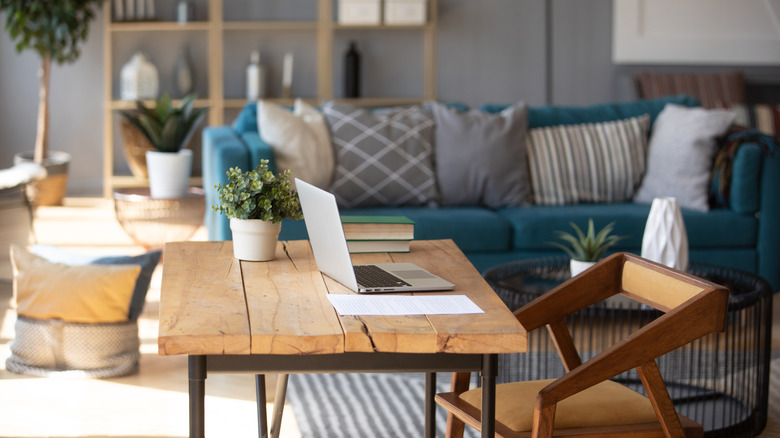 empty desk at home 