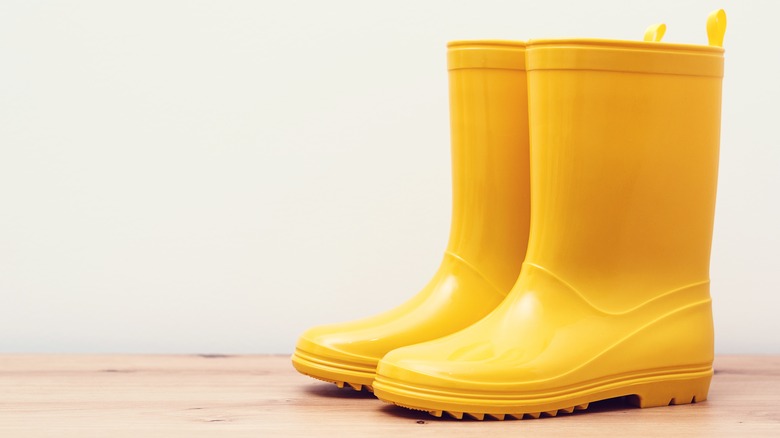 A  pair of yellow rainboots