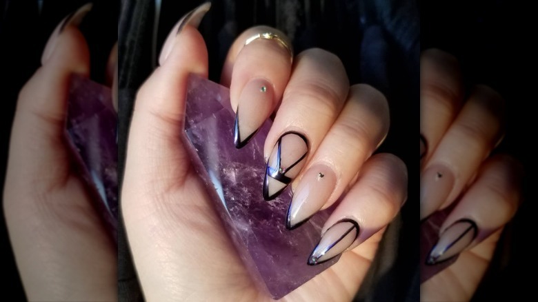 Stiletto tip nails with geometric shapes