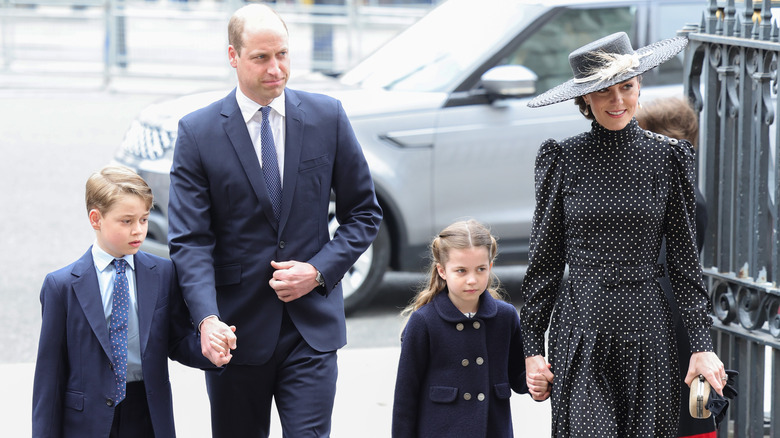 The Cambridge family arrives at Prince Philip's memorial